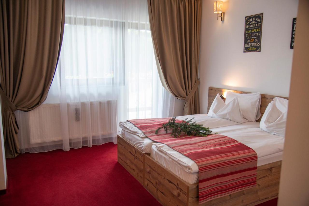 Pensiune Rara Păltiniş Esterno foto